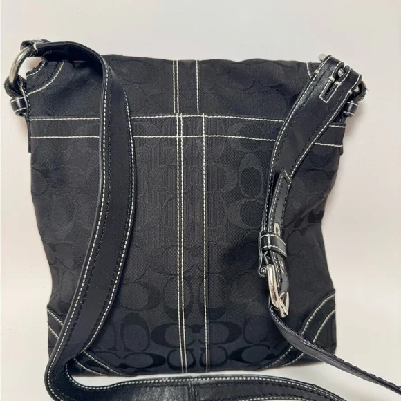 Coach Signature Shoulder Bag Crossbody Black Monogram Canvas & Leather #10082 - Picture 2 of 11